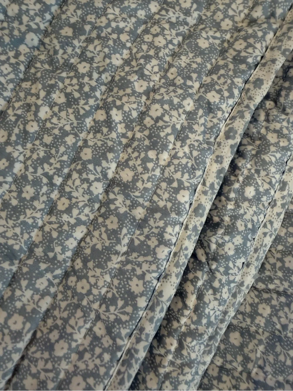 Shabby Chic King Size Floral Quilted Shams NWOT